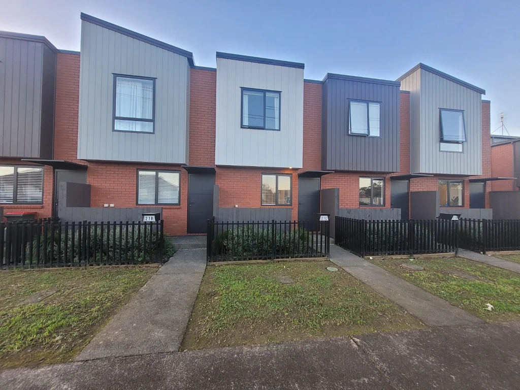 Beautiful fully furnished Townhouse