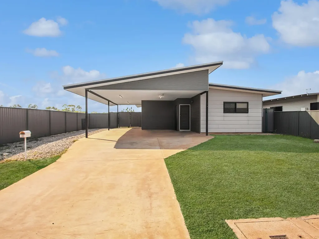 Katherine 3chambre Modern Family Home in Prime Katherine East Location