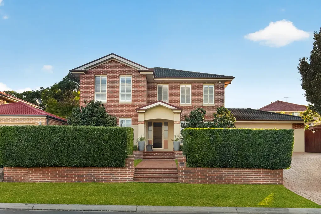 Kellyville 5 Bedroom Renovated Entertainer's Haven