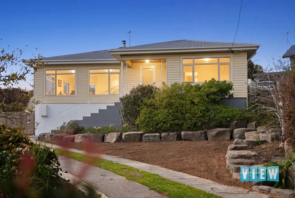 Newstead 3Zimmer LAND, VIEWS & A SPACIOUS FAMILY HOME