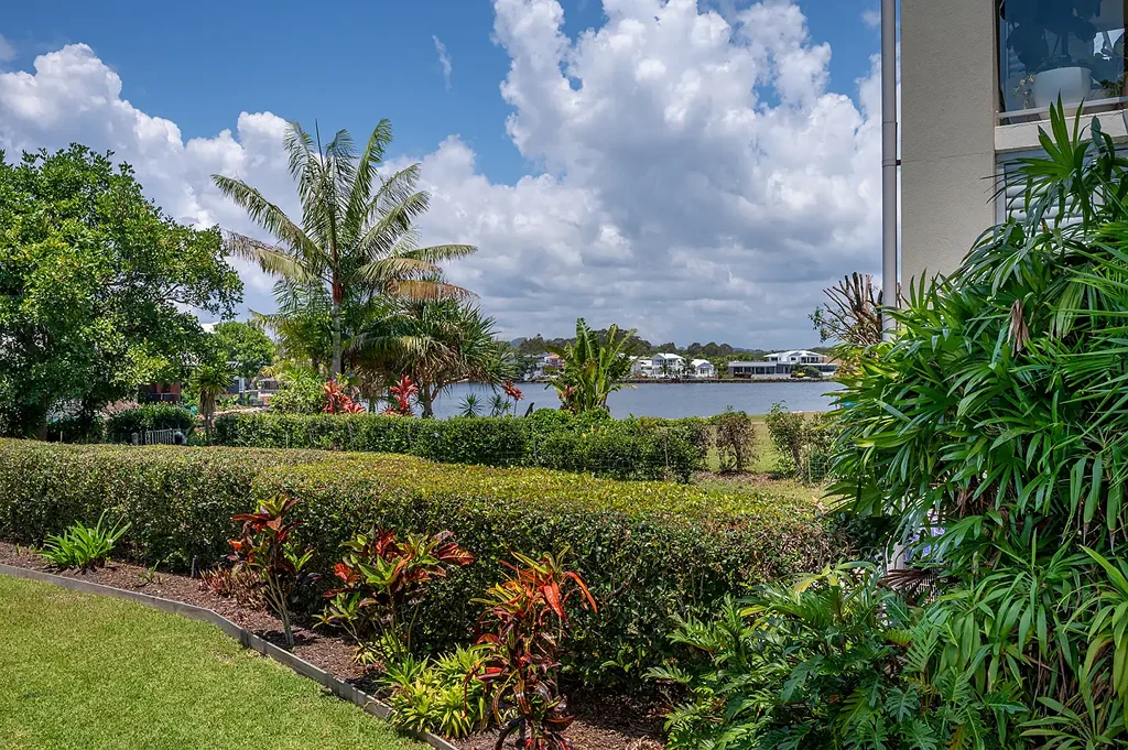 Twin Waters 2ห้องนอน Rare and Charming Garden Apartment