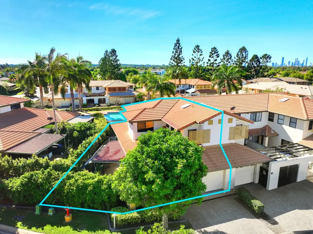 30/136 Palm Meadows Drive, Carrara, QLD 4211