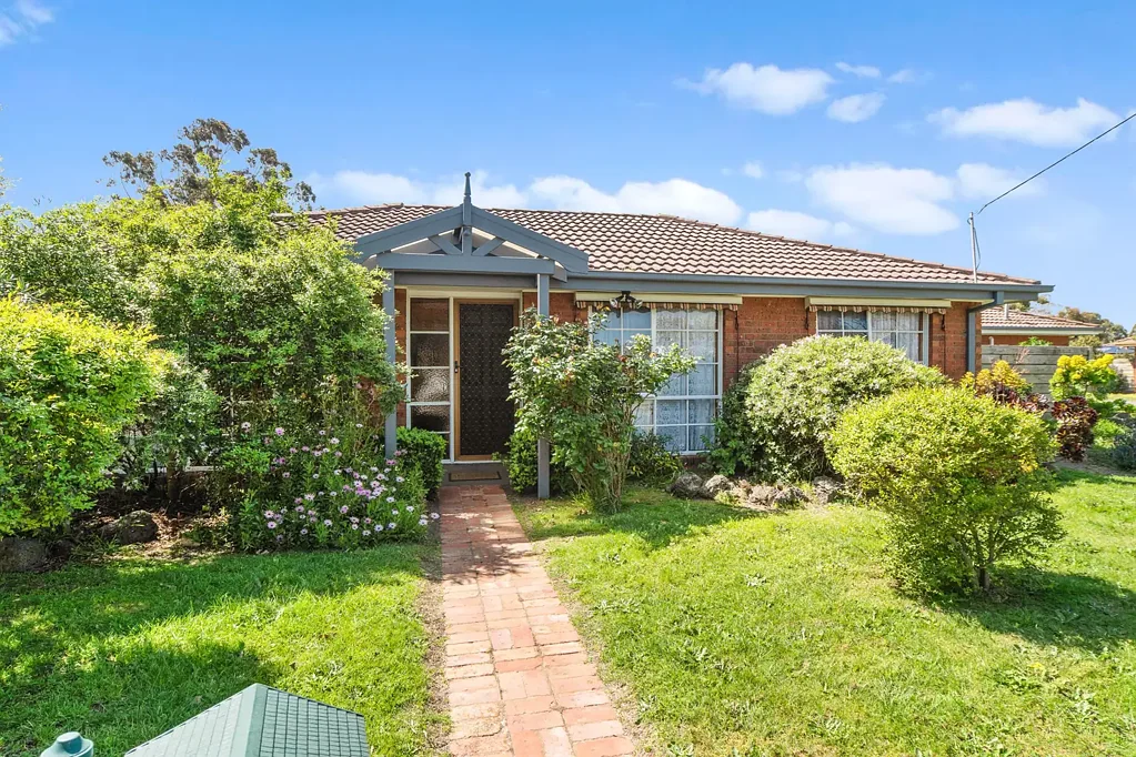 Carrum 2 Slaapkamer Invest Or Nest In A Premier Position