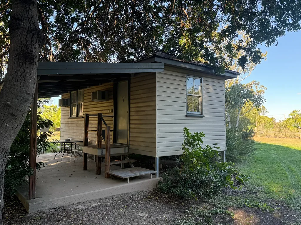 Wowan 20Kwarto Caravan Park, House & Business Opportunity –  3 Don St South Wowan and 5 Don St South Wowan, QLD 🌿