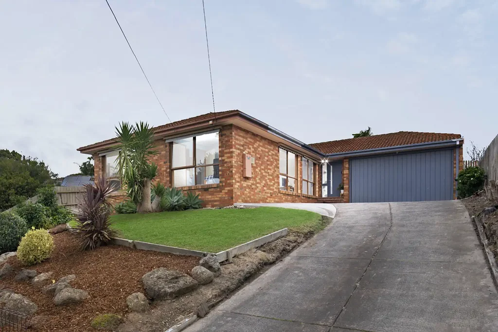 Langwarrin 3chambre Spacious Family Living with Entertaining Appeal