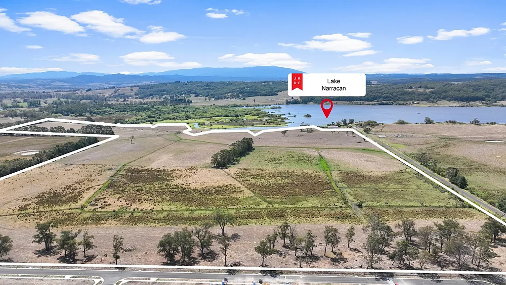Newborough 1Kwarto Substantial Land Parcel within The Lake Narracan PSP Zoned Residential (GRZ)