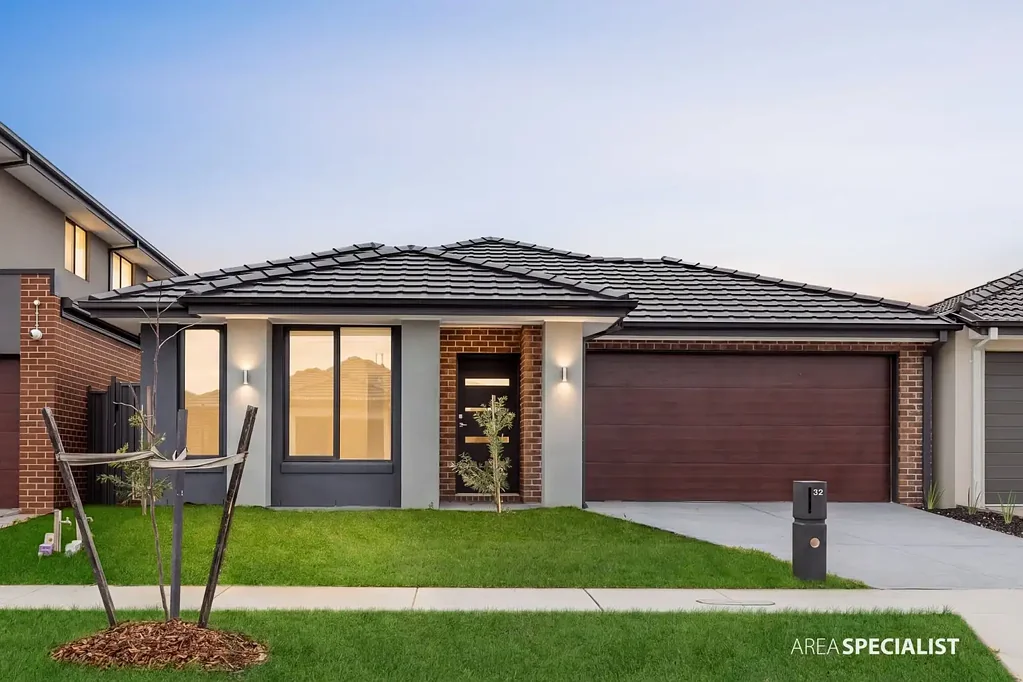 Berwick 4ห้องนอน The Brief –Brand New Family Luxury and Comfort in Berwick’s Prestigious Minta Estate!!
