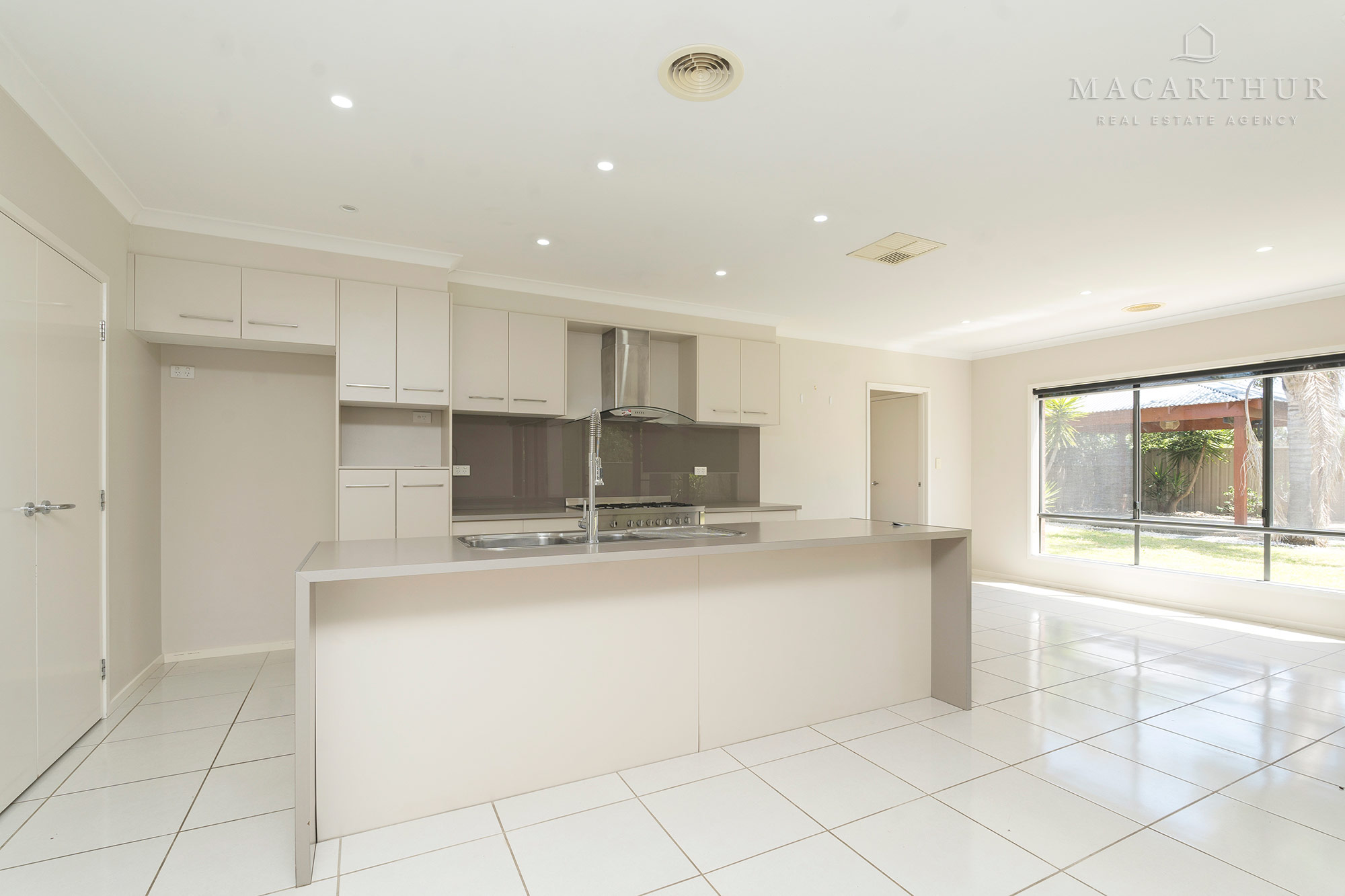 7 BREASLEY CR, BOOROOMA NSW 2650, 0房, 0浴, House