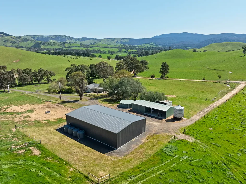 Strath Creek "Sherwins" An Incredible Opportunity Beckons