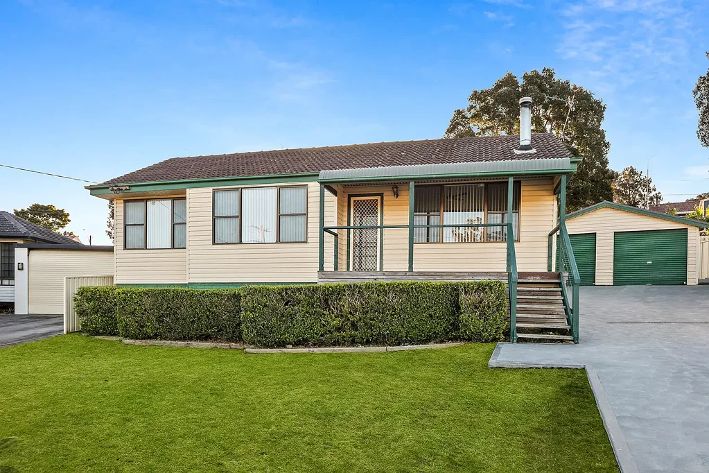 Dapto 4બેડરૂમ Neat Family Home with Space, Comfort & Future Potential