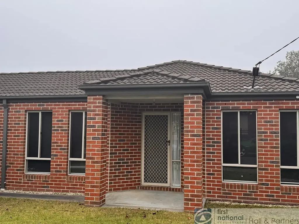 Prime Location Family Home