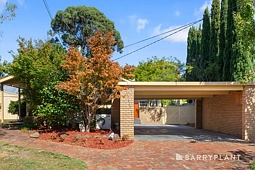 4 Bromley Close, Ferntree Gully