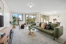 35/40 Leahy Close, Narrabundah