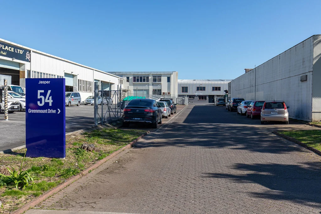 East Tamaki Ample power and room to grow