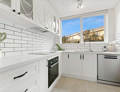 18/7-13 Kireep Road, Balwyn, VIC 3103, 2 Bedrooms, 1 Bathrooms, Apartment