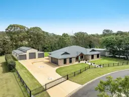 7 Lancaster Court, Top Camp