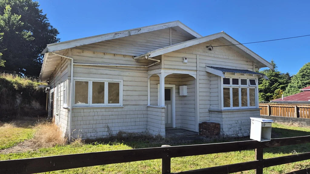 Taihape and Surrounds 3غرفة نوم Unleash your inner HGTV star! project ready!