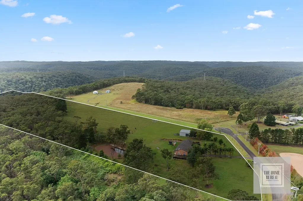 South Maroota 4Habitaciones THE RANGEFINDER - 26+ Acres. Designer Family Home with Large Shed.