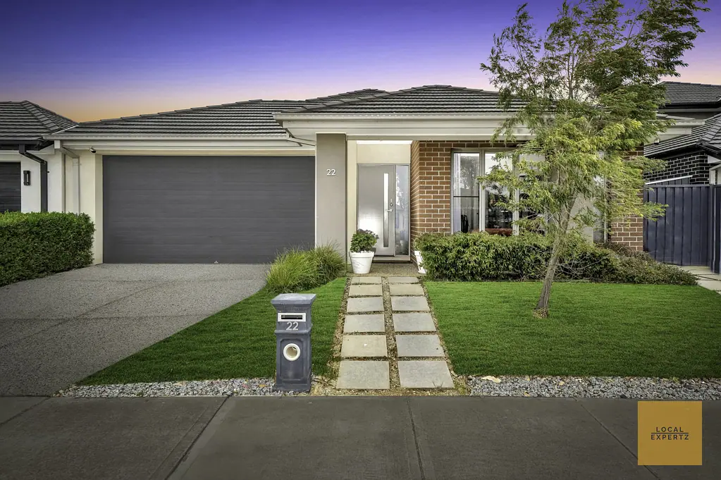 22 Tamboritha Boulevard, Weir Views, VIC 3338