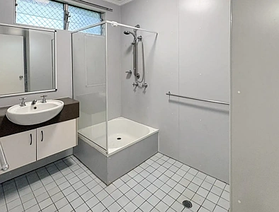 5 Enmore Street, Manoora, QLD 4870, 3房, 1浴, House