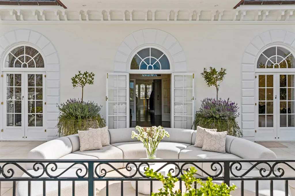 Remuera 5ਬੈੱਡਰੂਮ Modern Classicism on Arney Crescent