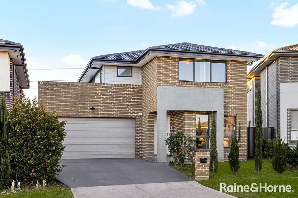 9 Pleasance Street, Box Hill, NSW 2765