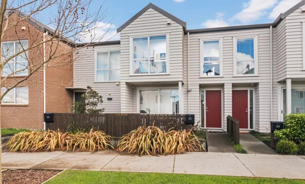 New modern family home in Hobsonville.