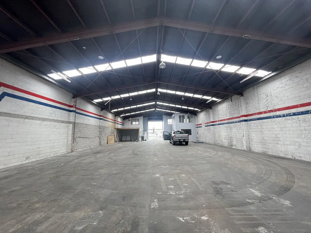 Otahuhu Recently Refurbished Otahuhu Warehouse