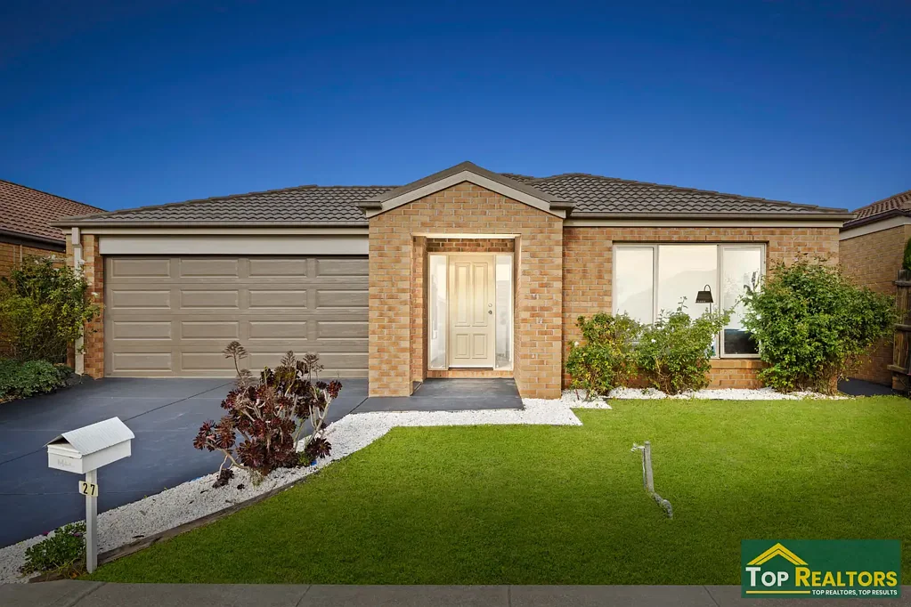 Tarneit 4Moenga Fully Renovated Family Home in a Prime Tarneit Location