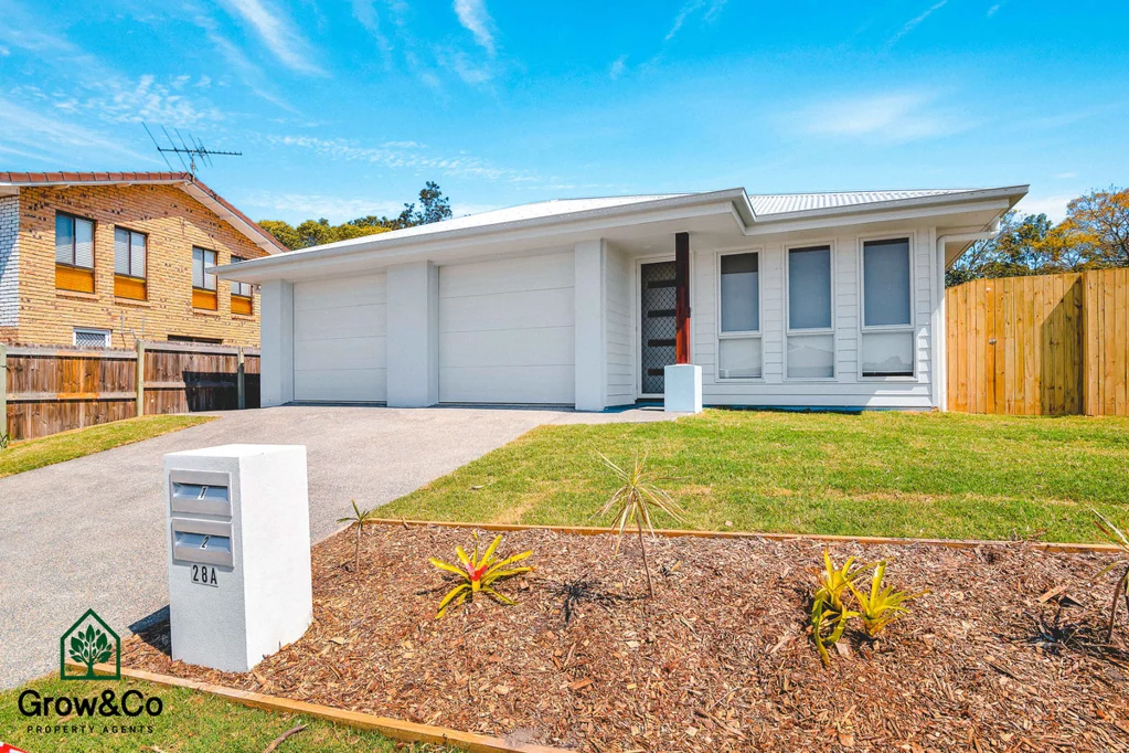 1&2/28A Evergreen Avenue, Loganlea, QLD 4131