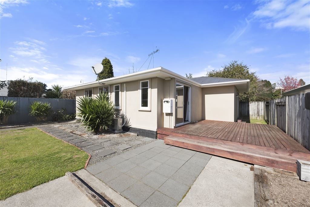 11 Queen Road, Bellevue, Tauranga, 3 Bedrooms, 1 Bathrooms