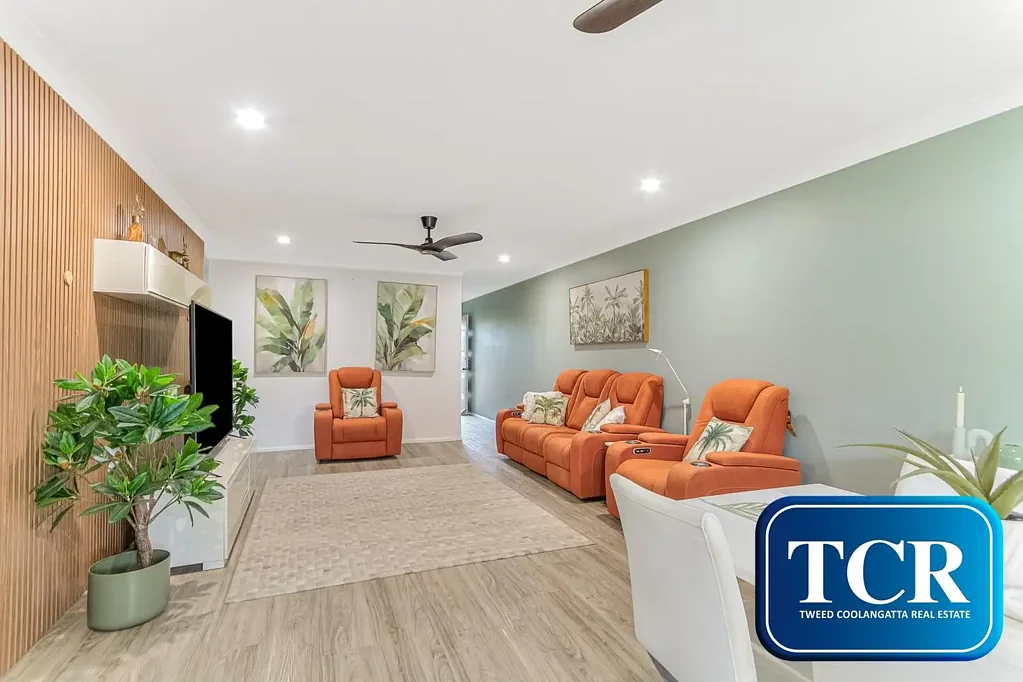 Banora Point 3 Slaapkamer STUNNING RENOVATED 3 BEDROOM DUPLEX