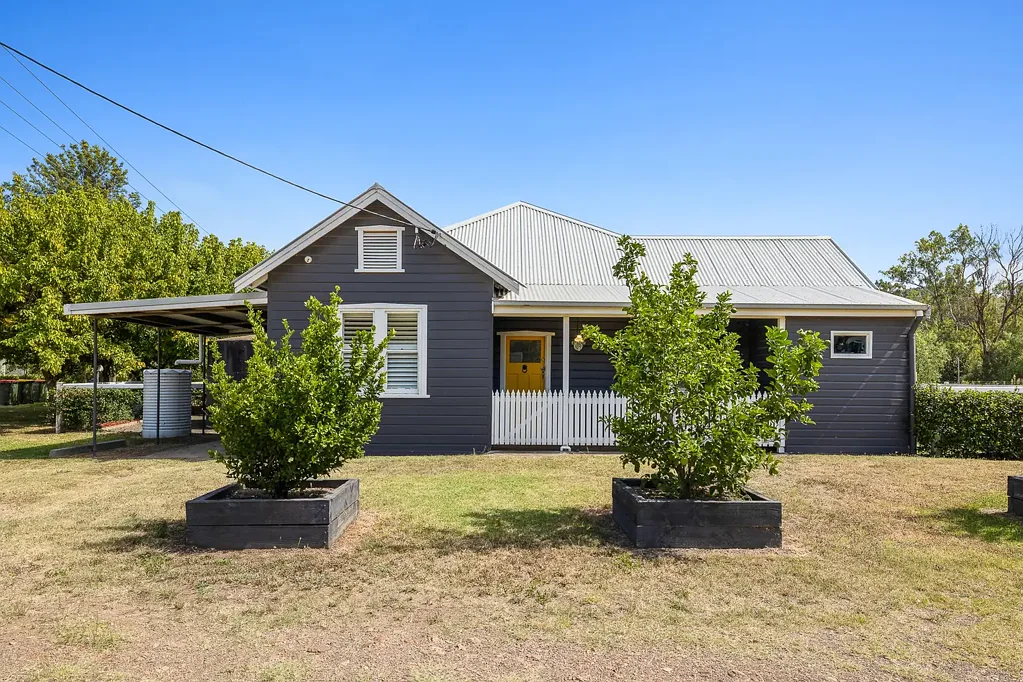 47 Davis Street, Currabubula, NSW 2342
