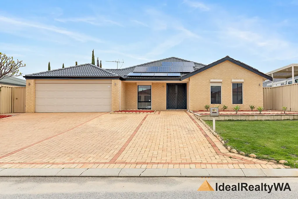 31 Coulthard Crescent, Canning Vale, WA 6155