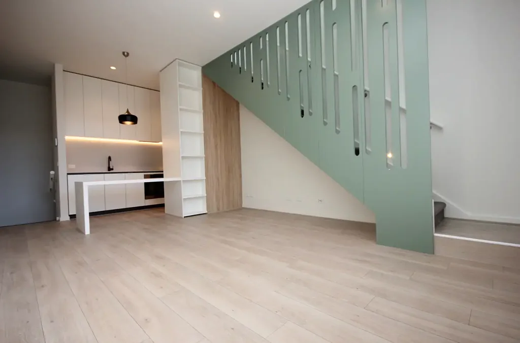 Stunning 2 bedroom tri-level home, modern comfort in PRIME location - moments from Union Road!