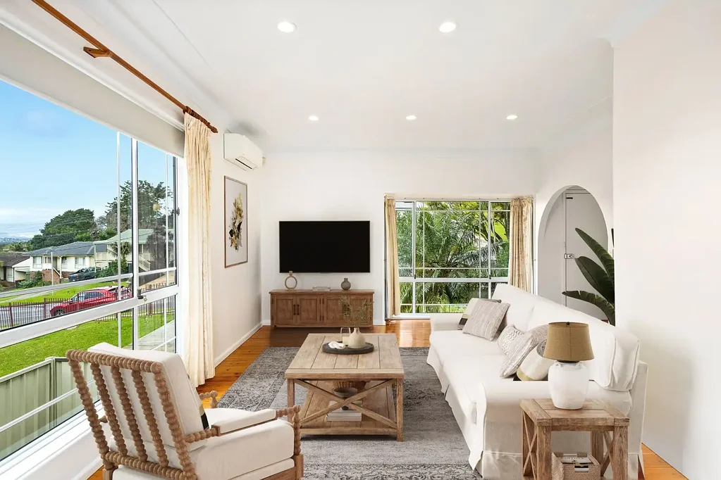 Berkeley 3Phòng ngủ Classic cottage charm with escarpment views