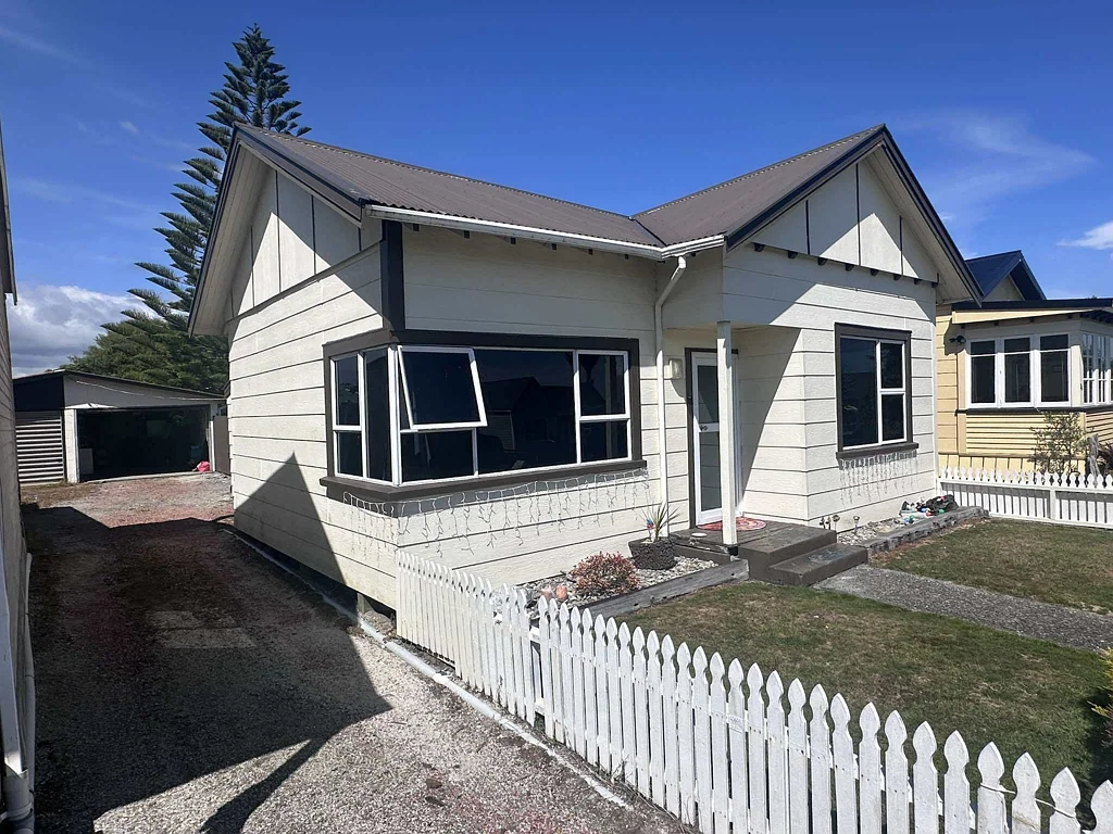 Hokitika 3部屋 Charming cottage - ideal first home or investment