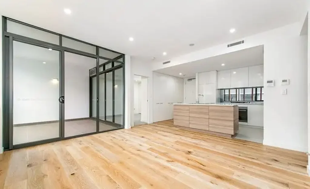 Lane Cove 2Kwarto Effortless Waterside Living at 'Bay Pavilions'