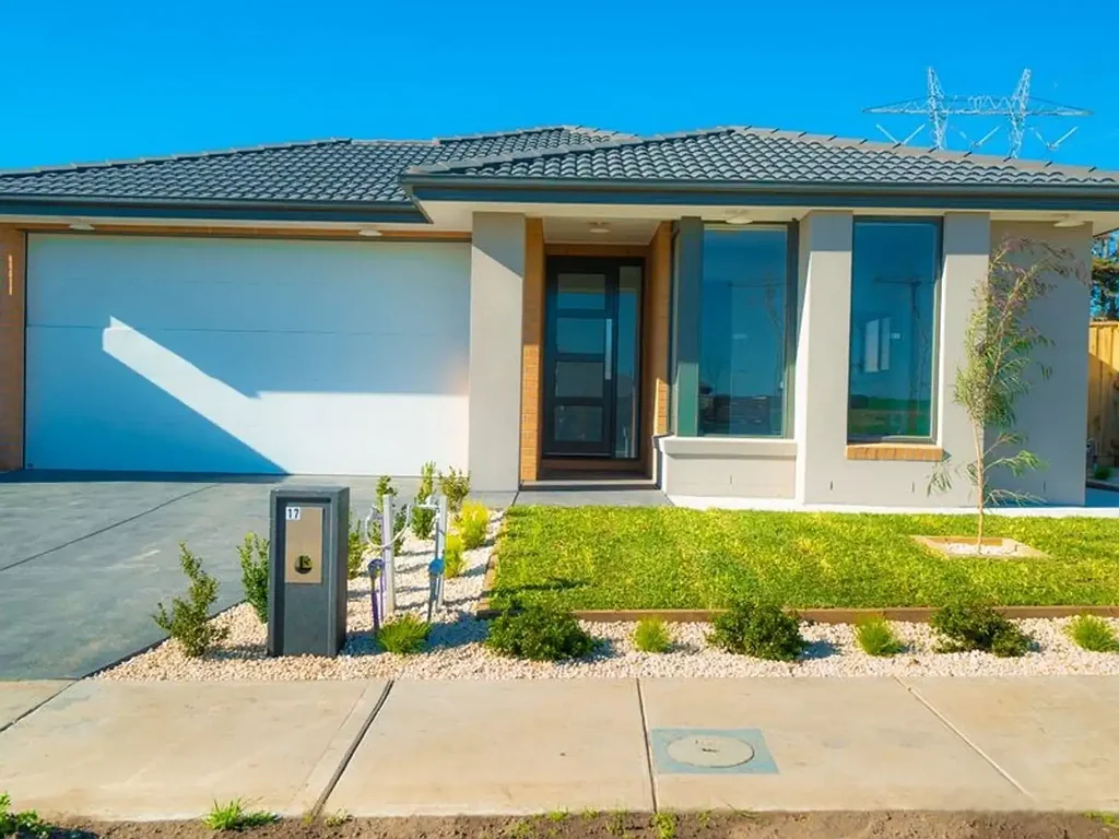 Modern family house located in the heart of Clyde