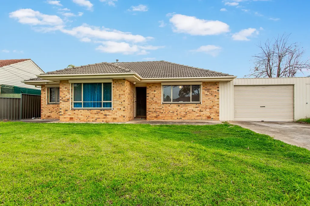 Parafield Gardens 3ਬੈੱਡਰੂਮ Solid Brick Home with Over 700sqm Land