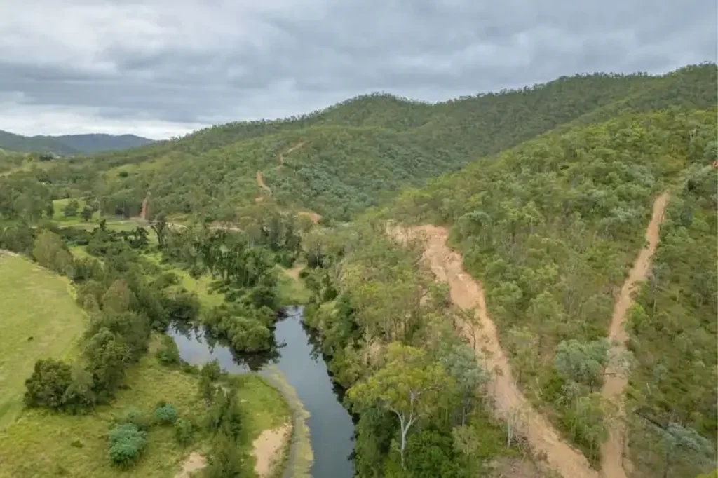 Colinton 2 Bedroom HUNTING HAVEN -  288ac - YOUR WEEKENDS JUST GOT AMAZING !