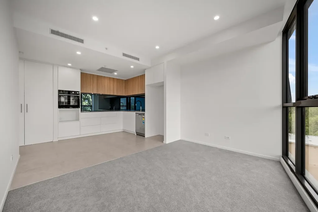 Contemporary One-Bedroom Apartment in the Heart of Lyneham