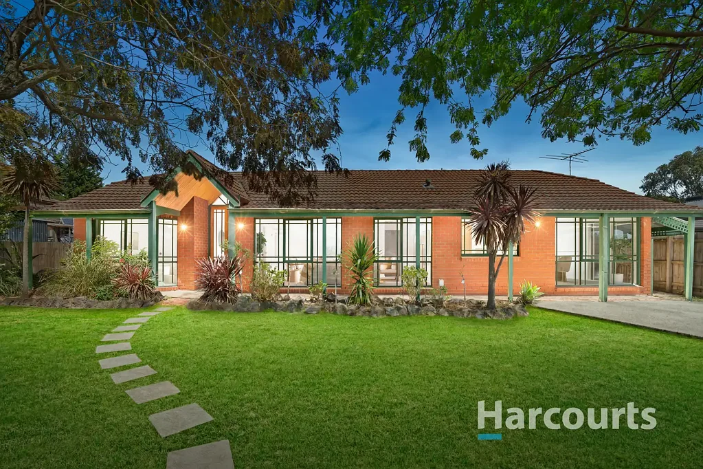 21 Golf Links Road, Berwick, VIC 3806