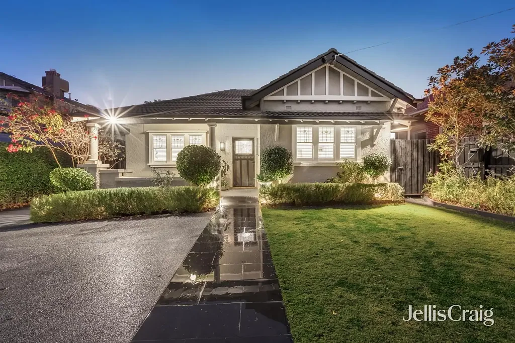 16 Capitol Avenue, Mckinnon, VIC 3204