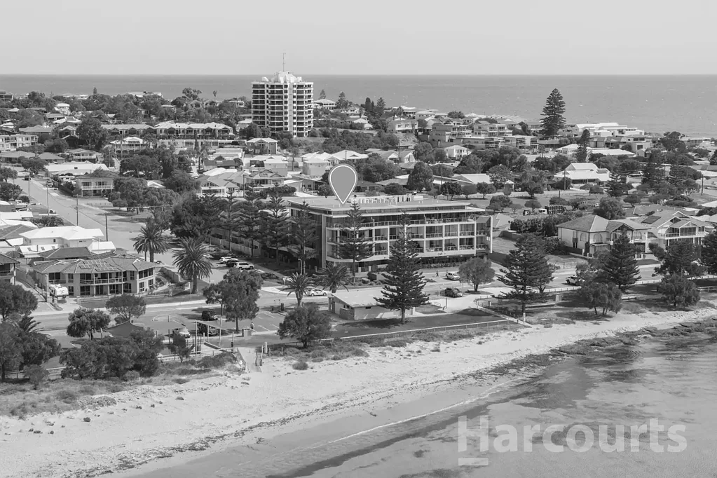 6/11 Halls Head Parade, Halls Head, WA 6210
