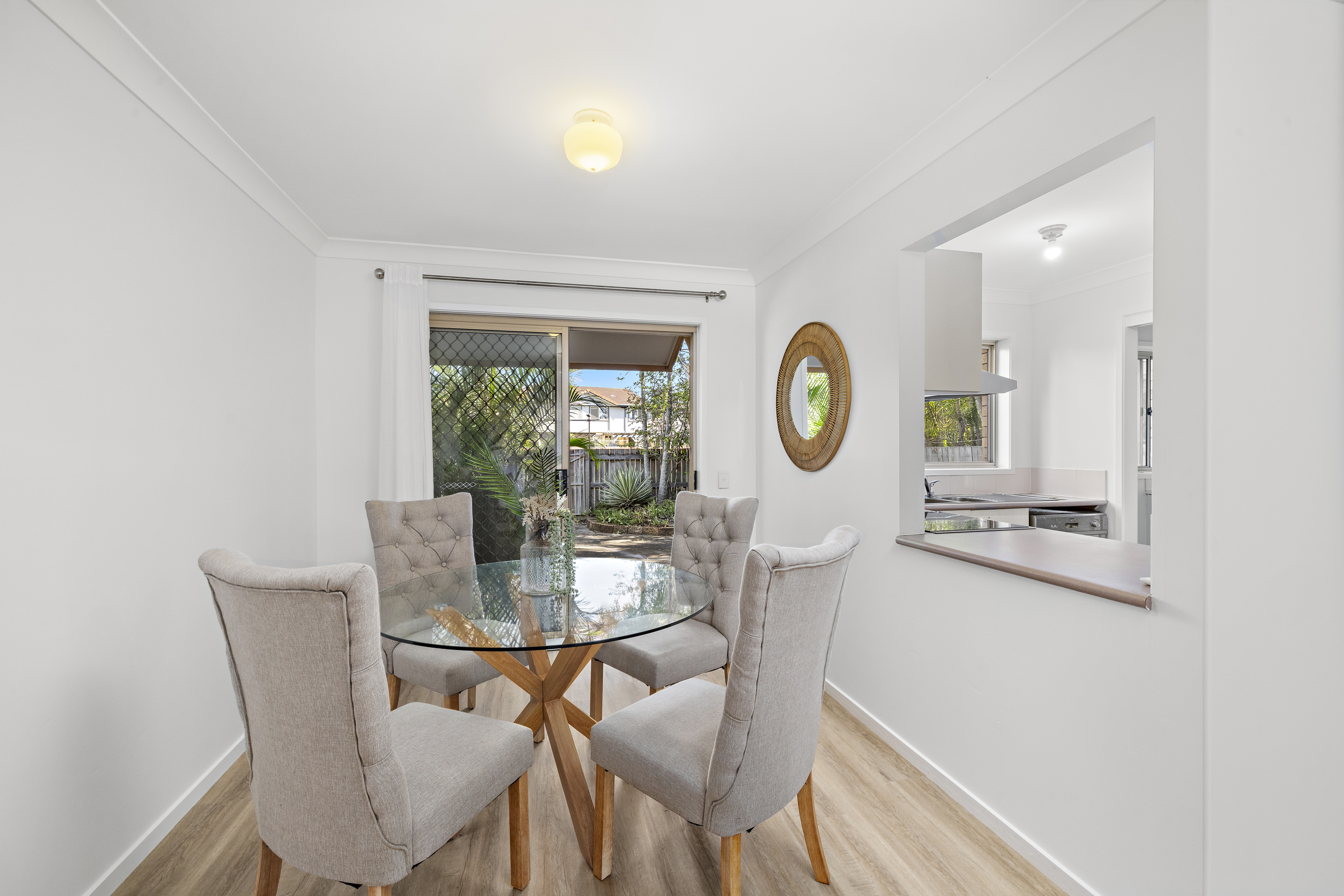 BAYSIDE CENTRAL UNIT 21 175-205 THORNESIDE RD, THORNESIDE QLD 4158, 0房, 0浴, Townhouse