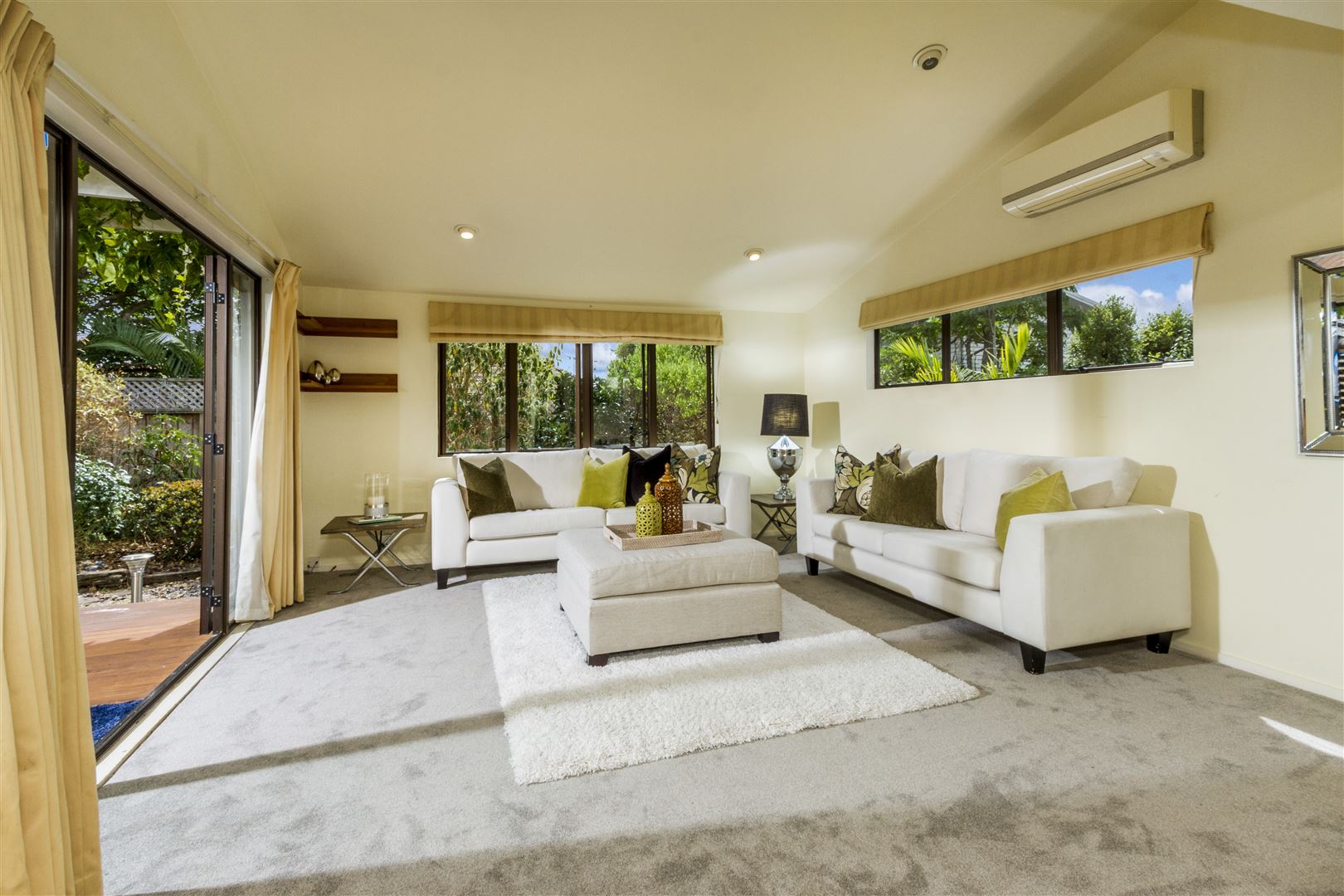 9a Hanlon Crescent, Narrow Neck, Auckland - North Shore, 4房, 0浴