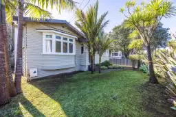 27 Aroha Avenue, Sandringham