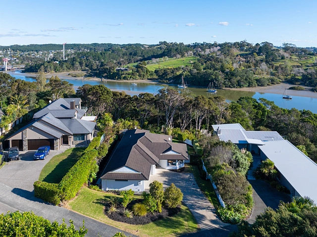 72 Blue Heron Rise, Stanmore Bay, Rodney District