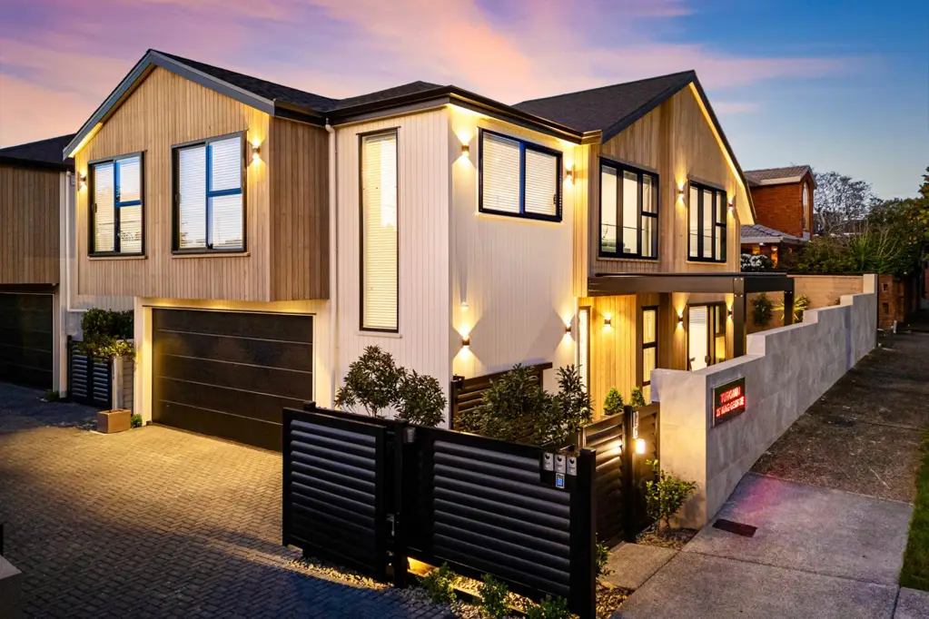 Epsom 5ห้องนอน GZ Brand New Luxury Home